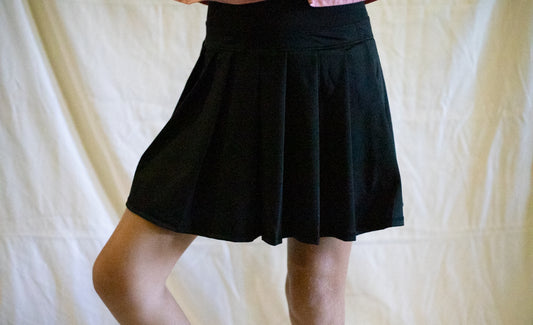Black high waist activewear skort